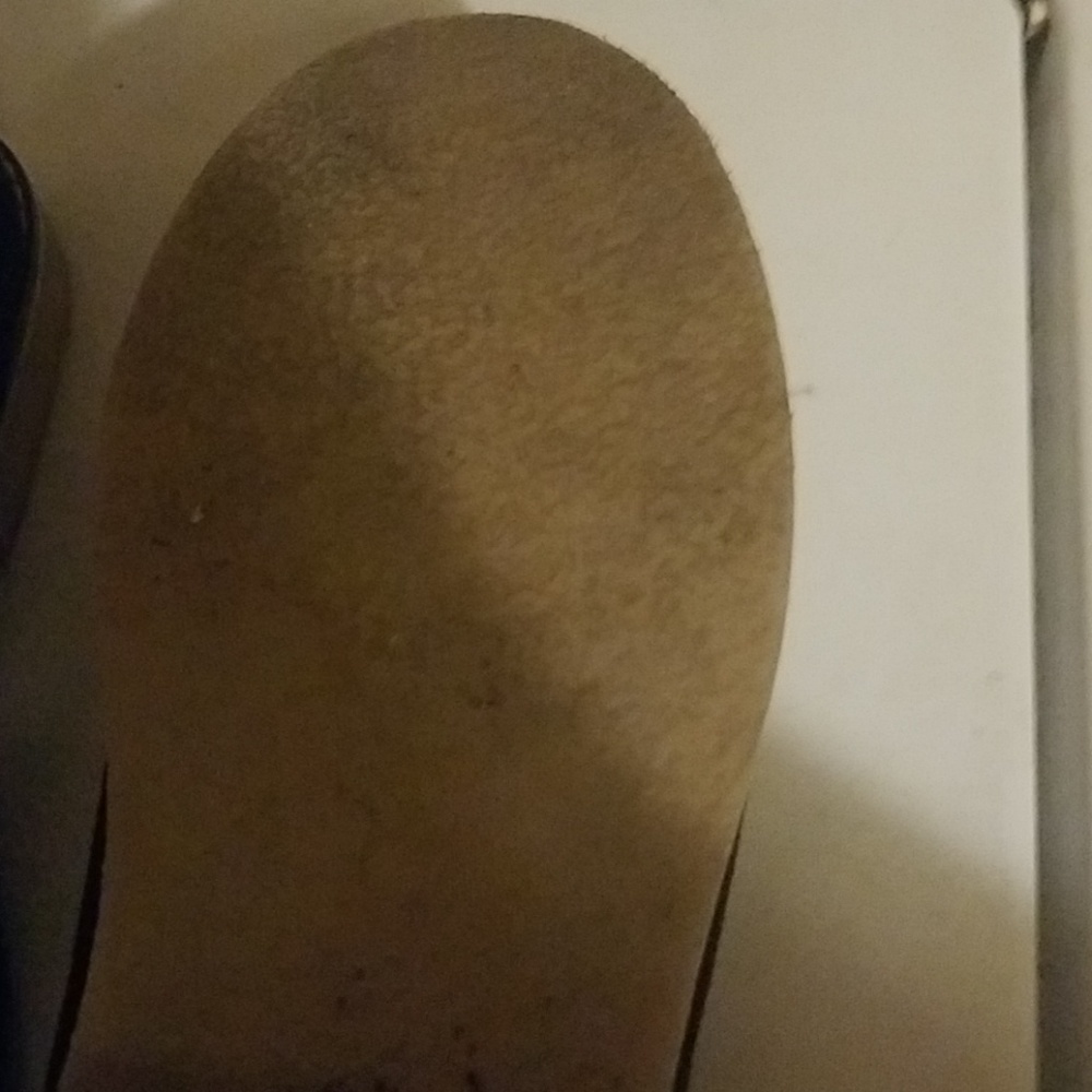 Shoes - Picture 3 of 3